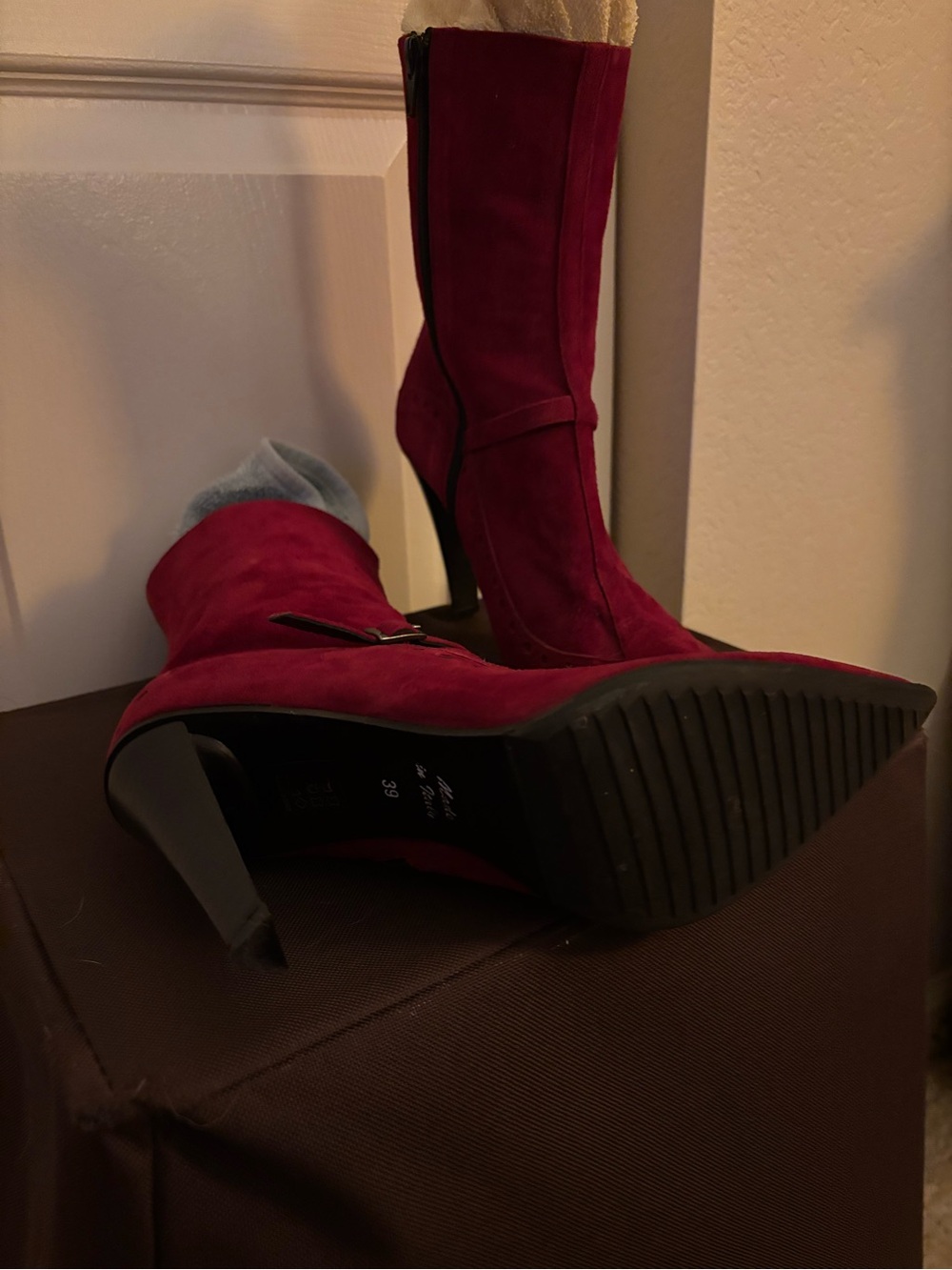 Women's Red Suede Pointed-Toe Ankle Booties- made in Italy. Purchased in NYC - Picture 3 of 5